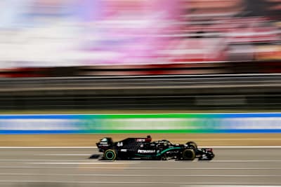 Lewis Hamilton sicherte sich zum vierten Mal in diesem Jahr und zum 92. Mal in seiner GP-Karriere die Pole