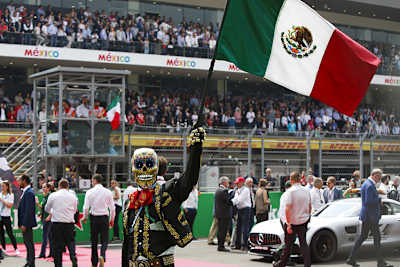 Fermin «La Calaca» (der Knochenmann) ist fester Bestandteil des Mexiko-GP