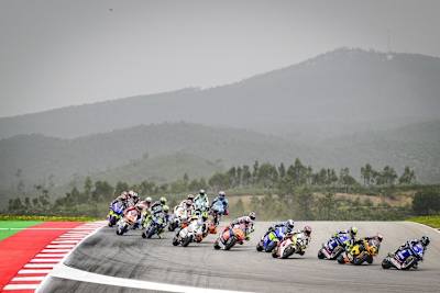 Die Fahrer und Teams der Moto2 und Moto3 testen in dieser Woche in Portimao