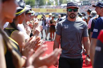 Fernando Alonso muss sich entscheiden  