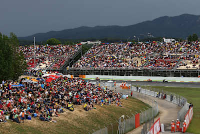 Die Rennstrecke in Montmeló ist 20 Kilometer von Barcelona entfernt