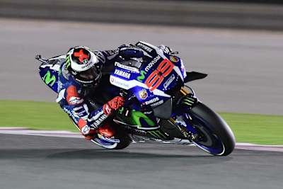 Jorge Lorenzo auf der Yamaha M1 mit den Einheitsreifen von Michelin