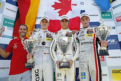 Lance Stroll (Mitte) wird der nächste Formel-1-Kanadier