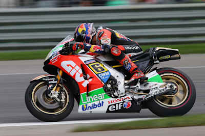 Stefan Bradl hatte mehrere heftige Slides