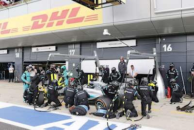 Mit einer cleveren Strategie sicherte sich Lewis Hamilton den Heimsieg in Silverstone