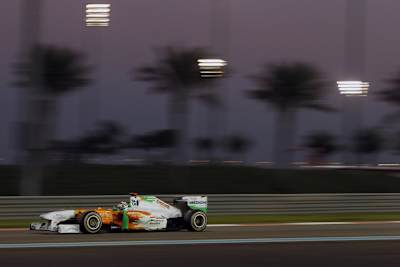 Sutil steht ein Rennen gegen Schumi bevor.