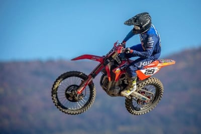 Henry Jacobi soll mit weniger Kraftaufwand fahren