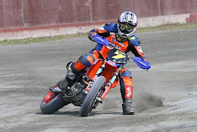 Kevin Würterle musste auf der Langbahn in Mühldorf Lehrgeld bezahlen