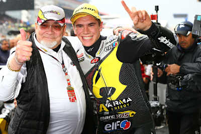 Marc van der Straten (VDS) 2013 mit Moto2-Fahrer Scott Redding