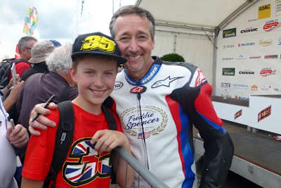 Der Star ohne Allüren nimmt sich immer viel Zeit für seine Fans