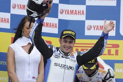 So möchte Leon Haslam auch in Portimao jubeln