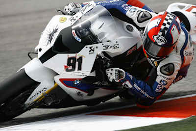 Leon Haslam startet vonh Platz 6