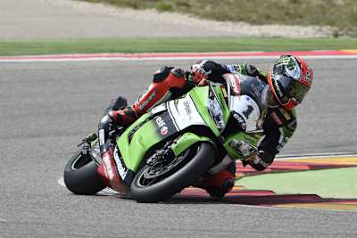 Tom Sykes hatte im zweiten Rennen Nerven aus Stahl