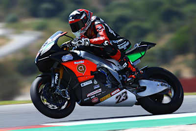 Christophe Ponsson auf der Aprilia RSV4 mit 1000 ccm