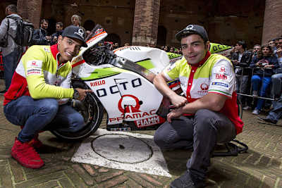 Yonny Hernandez und Danilo Petrucci werben ab sofort for Octo