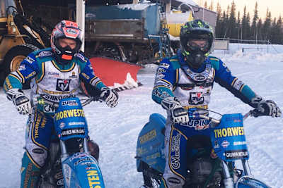 Günther (li.) und Luca Bauer in Schweden