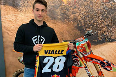 Auch Tom Vialle verlost ein Original-Jersey