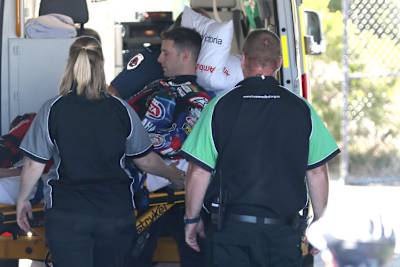 Jonathan Rea wurde mit dem Krankenwagen abtransportiert