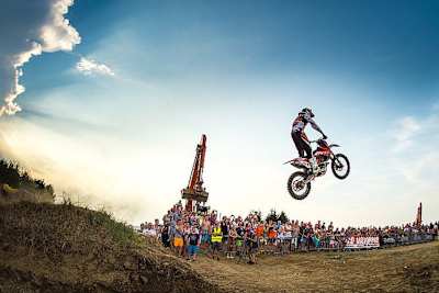 Beim ADAC MX Masters findet traditionell der Weitsprung-Contest statt 
