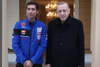 Toprak Razgatlioglu und Präsident Erdogan