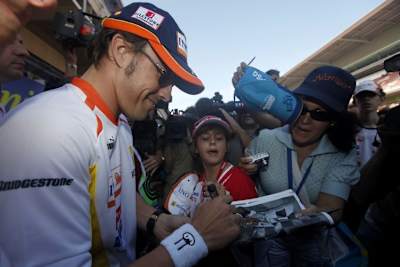 Fernando Alonso schrieb sich die Finger fusselig.