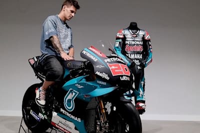 Fabio Quartararo mit seinem ersten MotoGP-Bike aus dem Jahr 2019