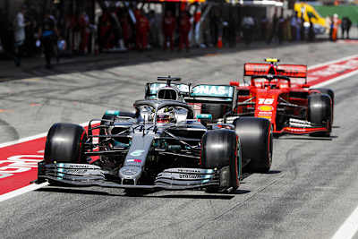 Mercedes vor Ferrari, auch in Spanien