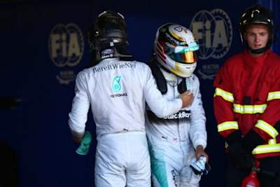 Nico Rosberg und Lewis Hamilton nach dem Abschlusstraining