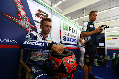 Leon Camier (li.) mit Suzuki-Teamchef Paul Denning