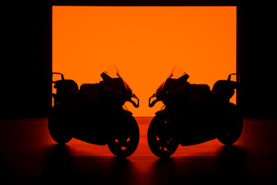 Die RC16 für die MotoGP-Saison 2024 werden erstmals im kompletten Design gezeigt