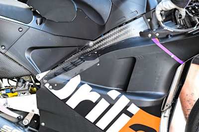 Der neue Karbon-Rahmen von Aprilia