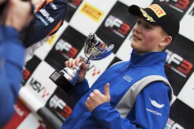 Billy Monger holte sich bei seinem Renncomeback gleich einen Podestplatz  