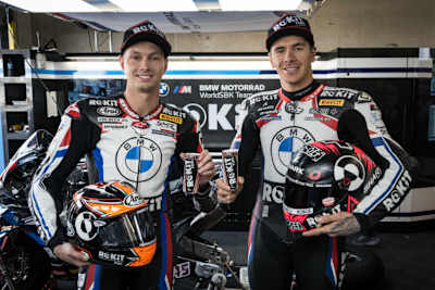 Für Michael van der Mark (li.) und Scott Redding kommt nur das Team ROKiT BMW Motorrad Motorsport in Frage