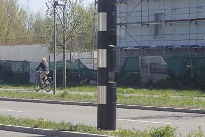 Schnellfahren soll in Deutschland teurer werden, bei den Fahrverboten sind die ursprünglich geplanten Verschärfungen vom Tisch