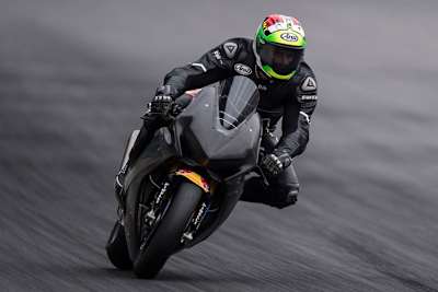 Die neue Verkleidung sorgt für mehr Anpressdruck am Vorderrad