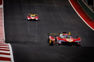 Die beiden Werks-Ferrari 499P in Austin