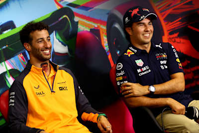 Daniel Ricciardo und Sergio Pérez