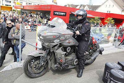 Rebekka «Road Reby» Senger auf Victory Daytona One