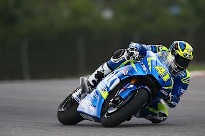 Aleix Espargaró auf der GSX-RR mit verbessertem Motor