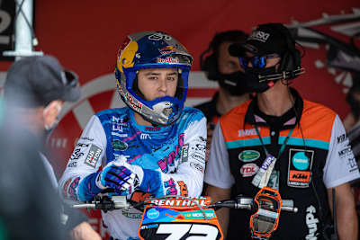 Liam Everts, rechts Papa Stefan, ganz links Opa Harry