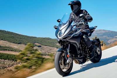 MV Agusta Turismo Veloce: Reisen muss nicht langweilig und langsam sein