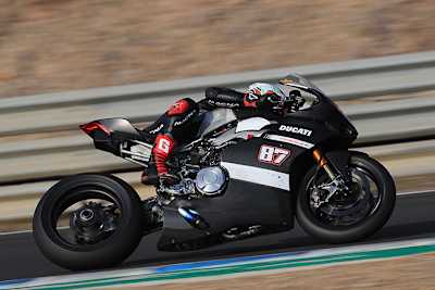 Lorenzo Zanetti auf der Ducati V4