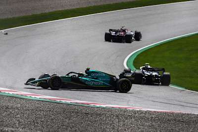 Sebastian Vettel wurde von Pierre Gasly weggeschubst