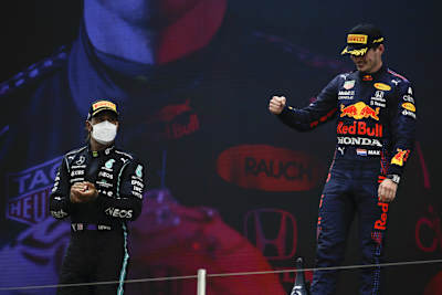Max Verstappen und Lewis Hamilton