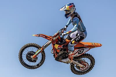 Simon Längenfelder gewann den ersten MX2-Lauf in Frauenfeld