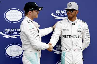 Nico Rosberg und Lewis Hamilton nach dem Qualifying