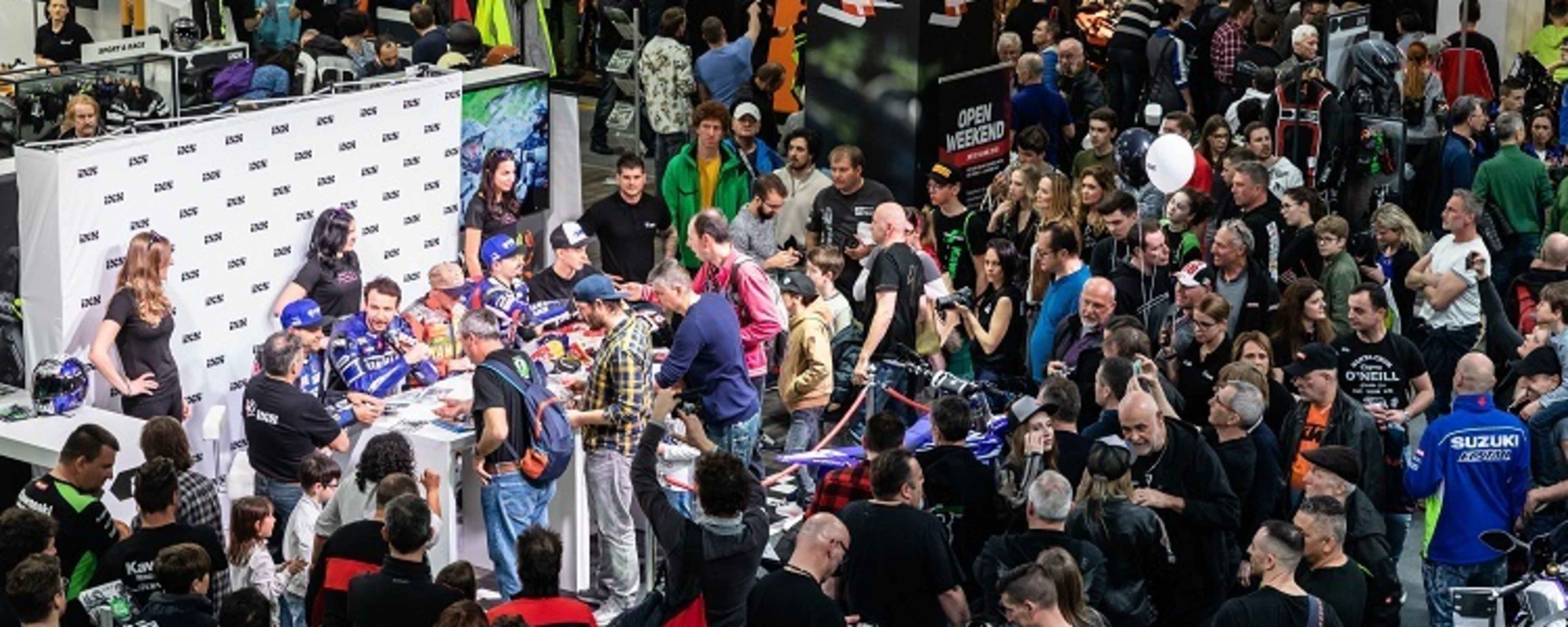 Autogrammstunde mit Roadracer Horst Saiger, Supermoto-Urgestein Dani Müller, Endurance-Racer Robin Mulhauser und Max Neukirchner sowie Marcel Brenner, CEV Moto2