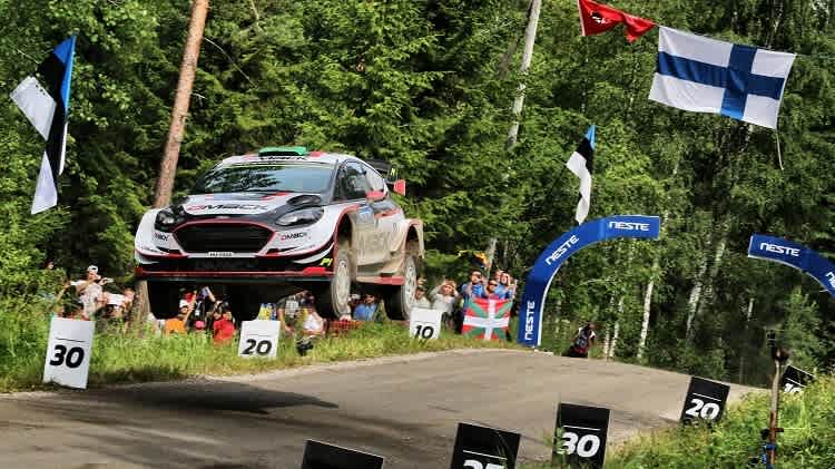 Elfyn Evans flog auf den zweiten Platz