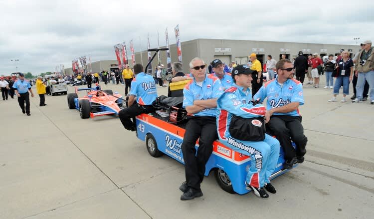 John Andretti muss noch zittern! 