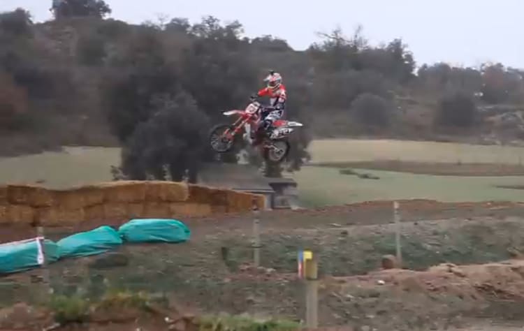 Marc Márquez macht auch beim Motocross eine gute Figur